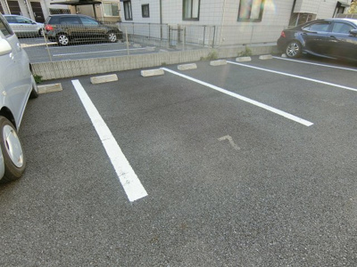 【駐車場】 | メゾンドソレイユ
