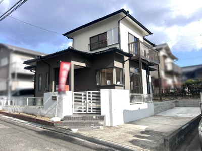 【外観】 | 員弁郡東員町城山３丁目 | リフォーム済の３ＬＤＫ