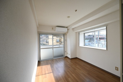 【居間・リビング】 | ブリリアン・メゾン・オノ