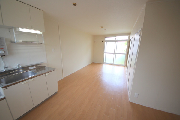 鳩マンションの居間・リビング