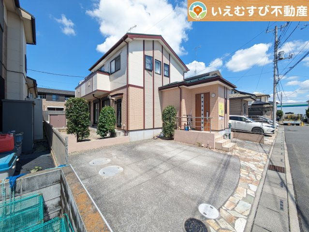 熊谷市万吉　中古戸建の駐車場