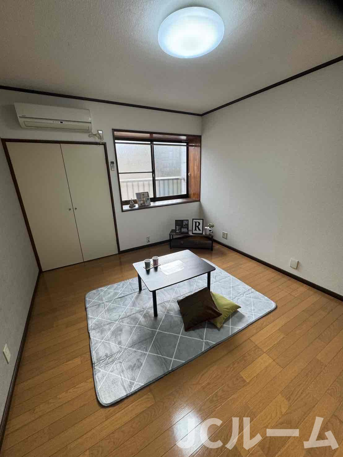 エステートピアの居間・リビング