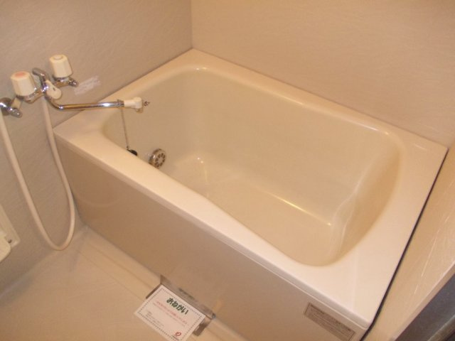 オーブリー吉田　Ａ棟の浴室