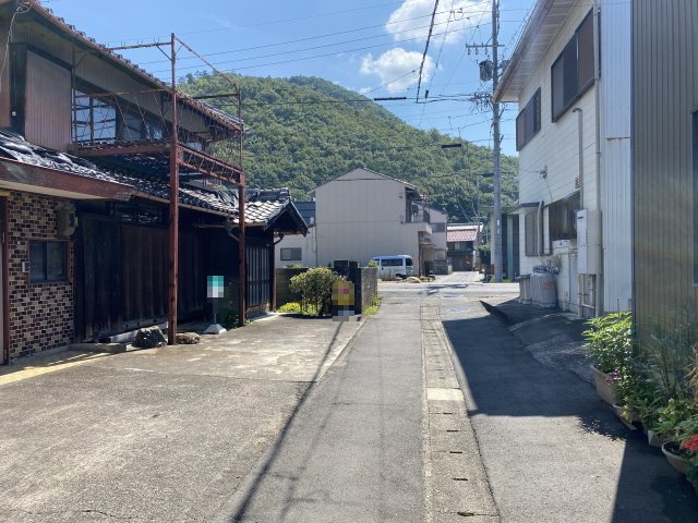 土地　八代3丁目の前面道路含む現地写真|南側道路　東方向