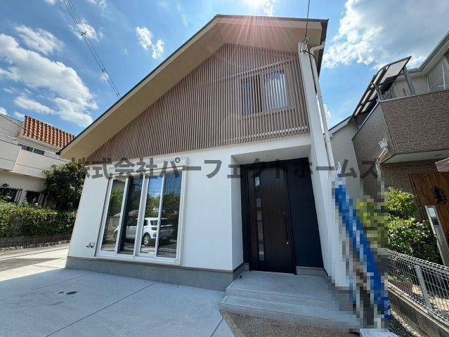 私部西2丁目戸建　賃貸の外観|きれいな外観です