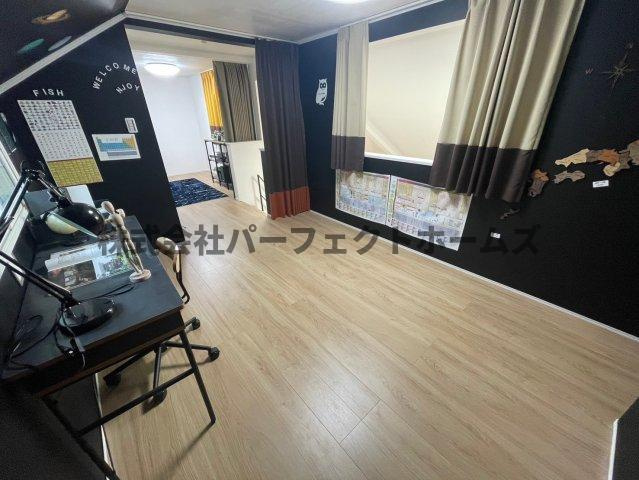 私部西2丁目戸建　賃貸の洋室|洋室です