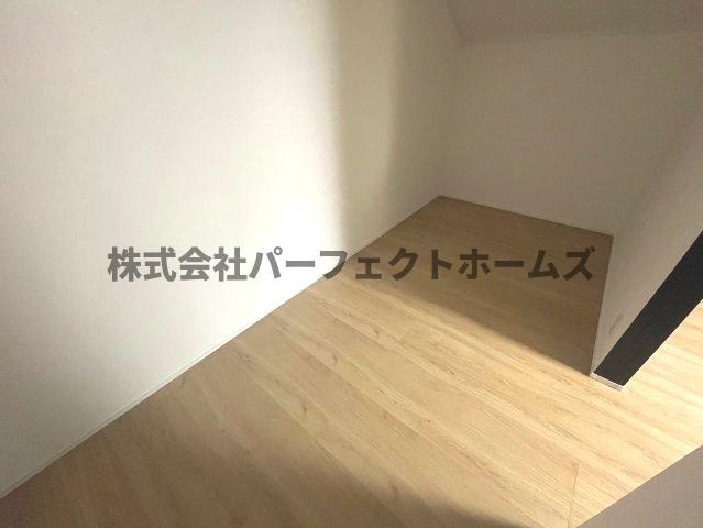 私部西2丁目戸建　賃貸の洋室|洋室です