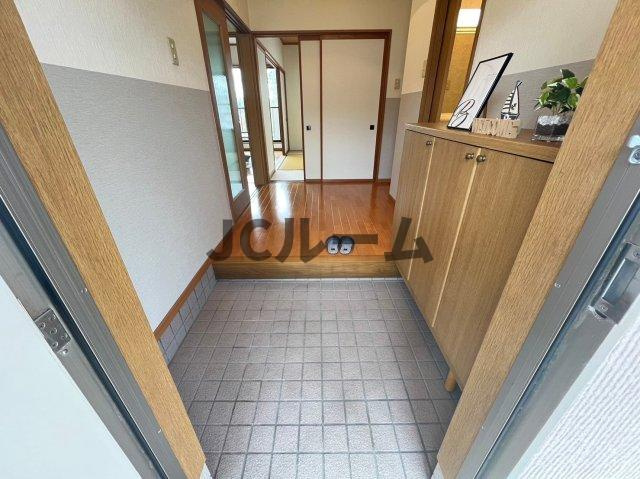 コーポナカムラの玄関