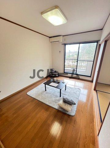 コーポナカムラの居間・リビング