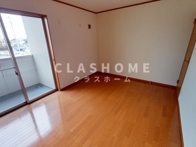 ハミングバード・ヒロの寝室|同物件の別部屋になります。