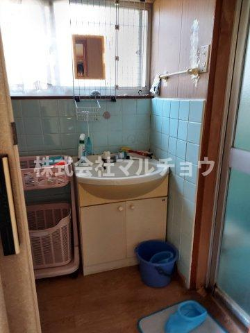 才野戸建ての独立洗面台|使いやすい独立洗面台です