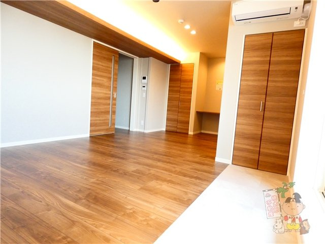 カーサ・カリダの居間・リビング