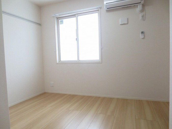 サンジュエル一本木の内装|北洋室