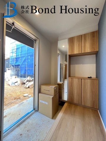 LDK２０帖　長期優良住宅　伊川谷町有瀬全７棟 ２号棟の玄関