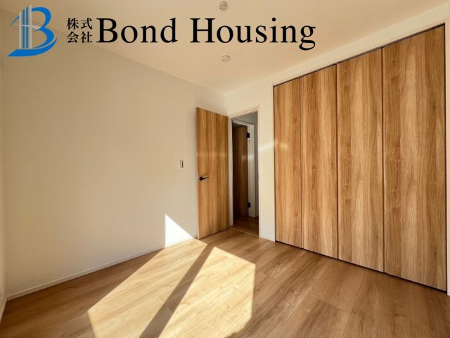 LDK２０帖　長期優良住宅　伊川谷町有瀬全７棟 ２号棟の洋室