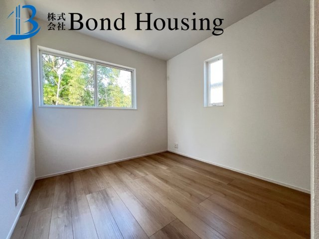 LDK２０帖　長期優良住宅　伊川谷町有瀬全７棟 ２号棟の洋室