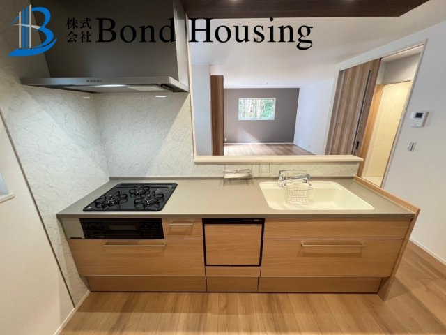 LDK２０帖　長期優良住宅　伊川谷町有瀬全７棟 ２号棟のキッチン