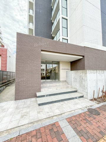 カサグランデ本町のエントランス|清潔なエントランス♪