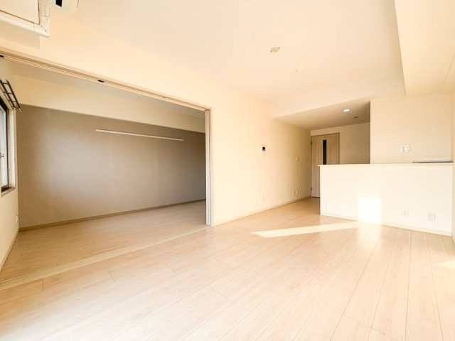 カサグランデ本町の居間・リビング|広いリビング★