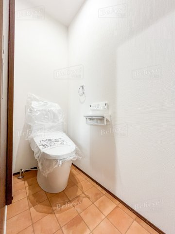 モンシャトレⅡのトイレ|嬉しい温水洗浄便座付き♪