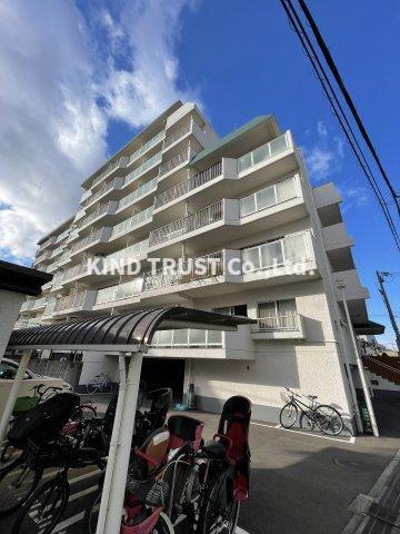 中津グリーンハイツの外観|外観は落ち着いています