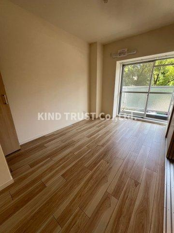 中津グリーンハイツの居間・リビング|こちらのリビングで趣味の時間をお楽しみください