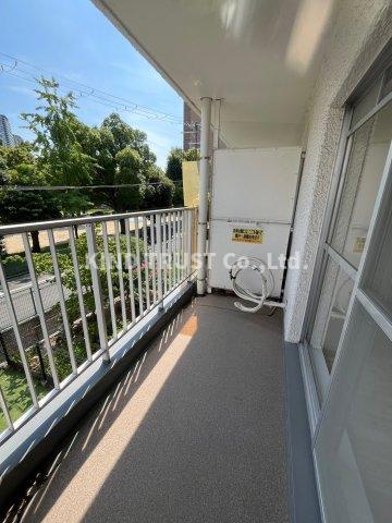 中津グリーンハイツのバルコニー|お洗濯にも便利なバルコニー付き