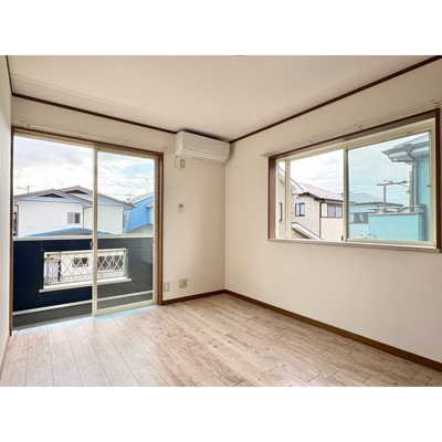 【居間・リビング】 | 洋室