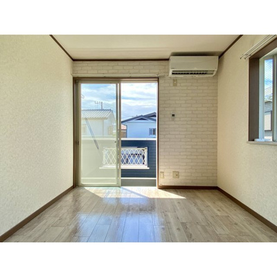 【居間・リビング】 | 洋室