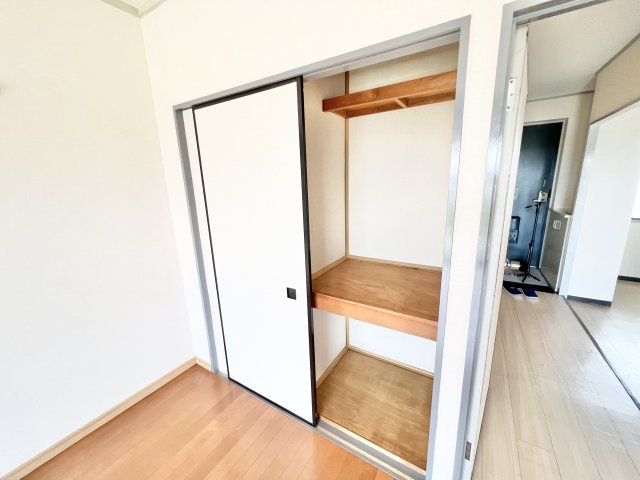 コーポスカイEの収納|※別部屋参考写真