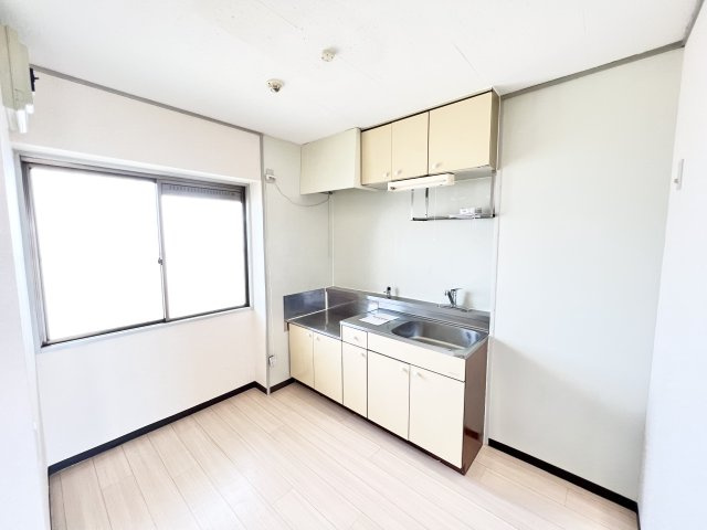 コーポスカイEのキッチン|※別部屋参考写真