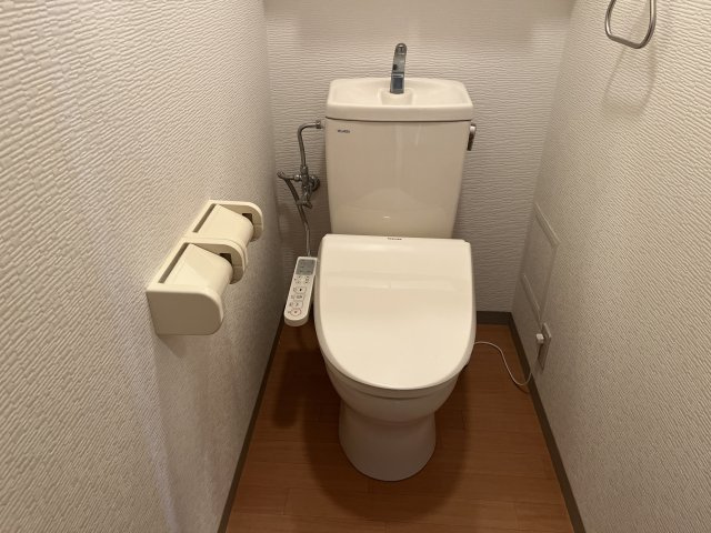 グランチェスタ　ウィングのトイレ