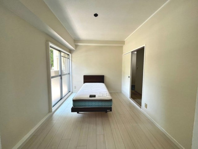 【寝室】 | かもめ第一コーポ１２号棟 | 家探しはどうやってするの？から資金のことや住宅ローン、税金や制度のことまで住宅の難しいことをわかりやすく説明いたします♪