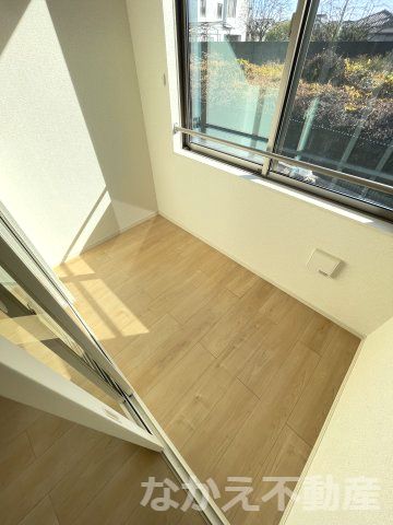 【バルコニー】 | お洗濯にも便利なバルコニー付き