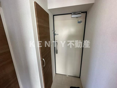 【玄関】 | アルファコート東六郷 | 明るい玄関です