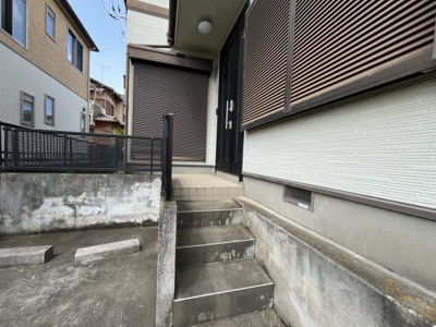 【エントランス】 | 豊春一戸建て