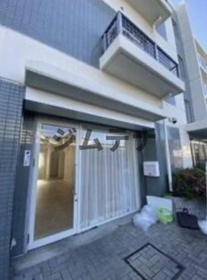 【エントランス】 | フォワイエ