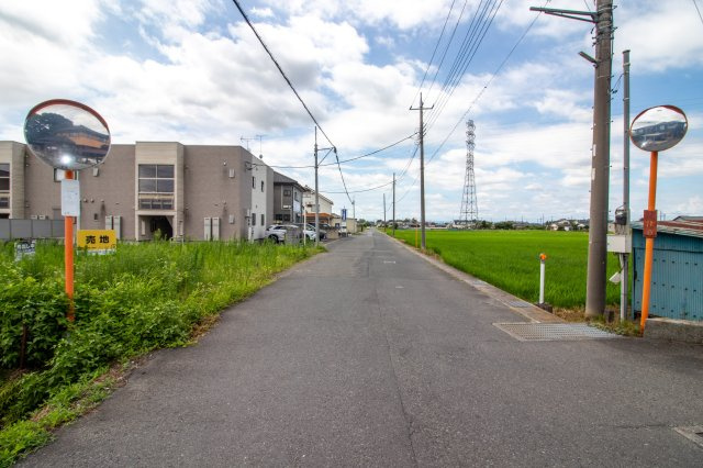 足利市島田町の売地の前面道路含む現地写真