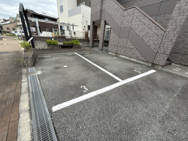 パークヴィレッジの駐車場