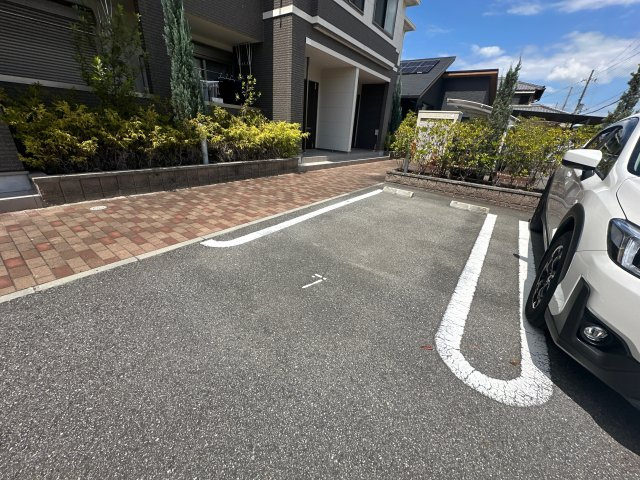 ＳＵＭＩＲＥの駐車場