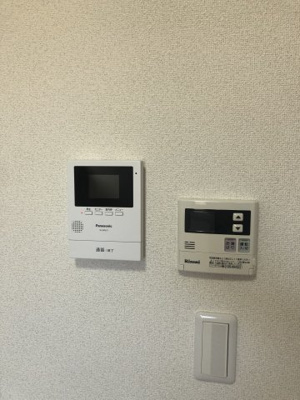 【セキュリティ】 | ロフトステージ壱番館 | 来訪者の確認が出来るモニター付インターホン