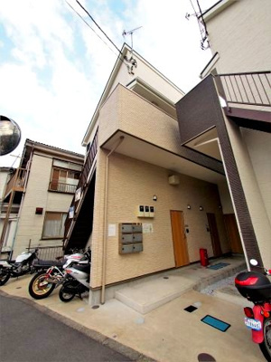 【外観】 | ロフトステージ壱番館 | シンプルで落ち着いたデザインの外観です