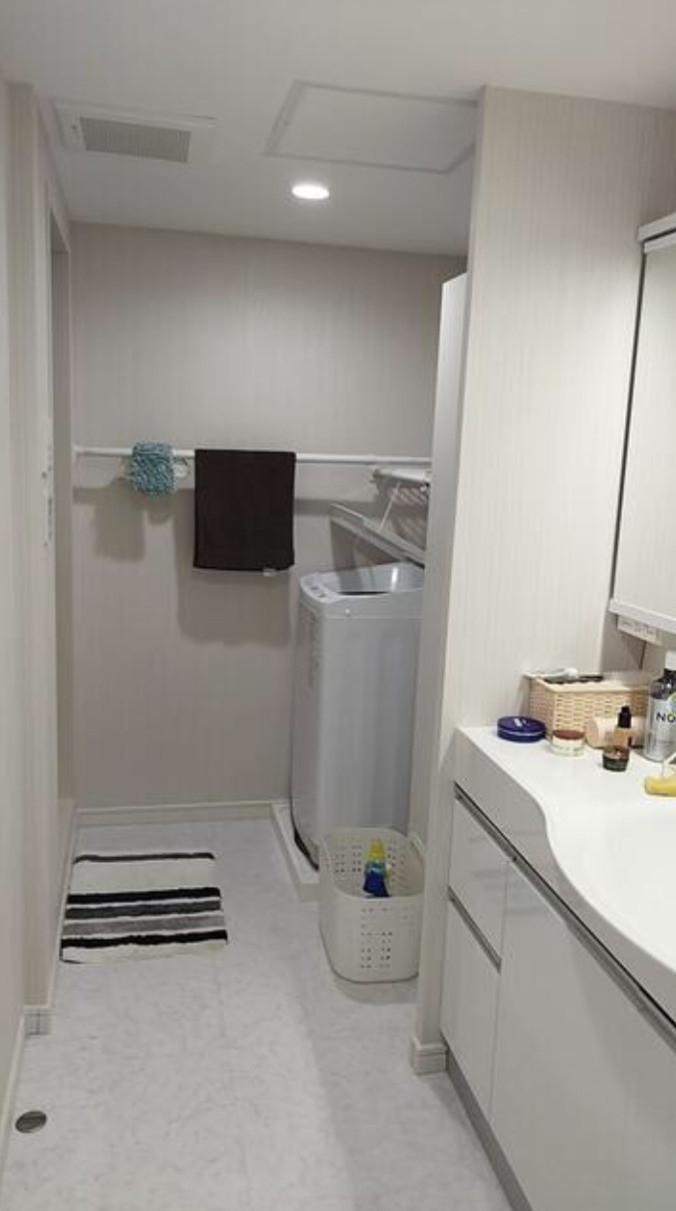 北柏ライフタウン松葉町1丁目第一団地11号棟の脱衣所