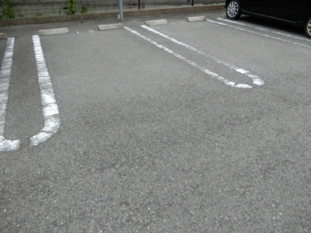 プロムナードＡの駐車場