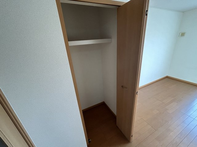 神戸市西区白水２丁目のアパートの収納