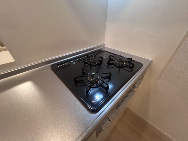 三木市福井２丁目のアパートのキッチン