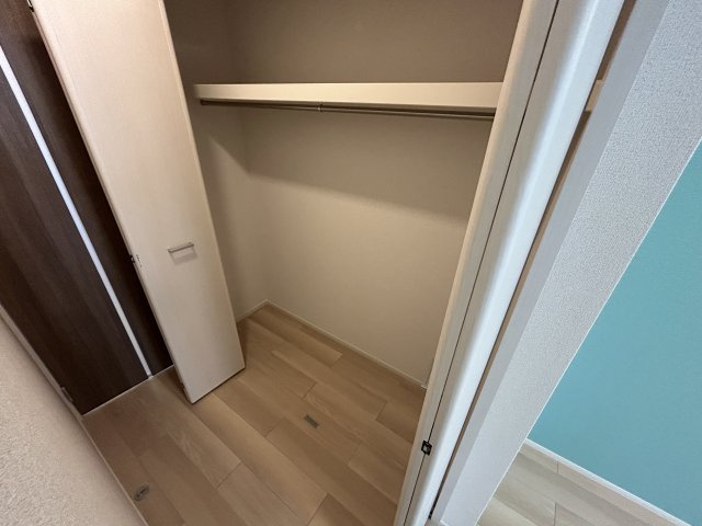 神戸市垂水区舞子台５丁目のアパートの収納