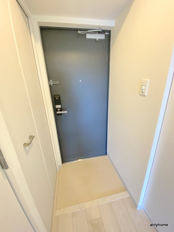 エスリード大阪城　仲介手数料無料の玄関