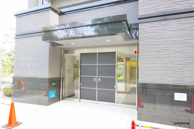 エスリード大阪城　仲介手数料無料のエントランス