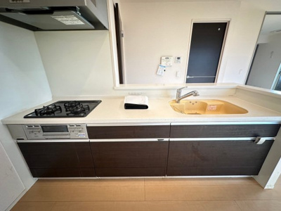 【キッチン】 | グリュックヒューゲル